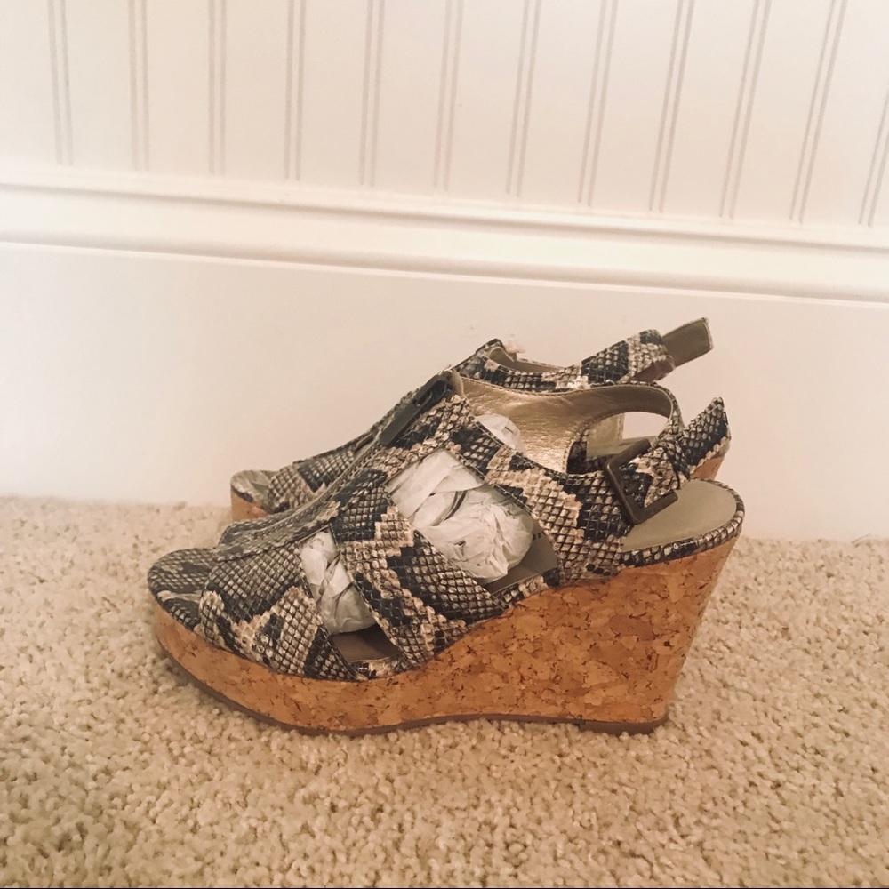 Snake skin wedges- never worn